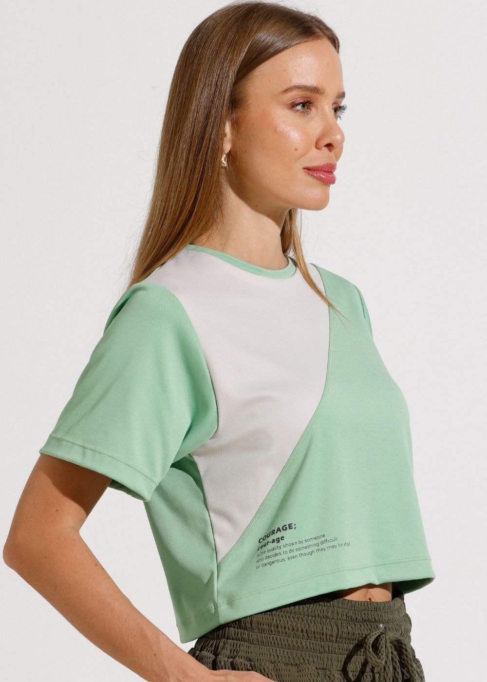 BLUSA CROPPED DUO VERDE / OFF WHITE