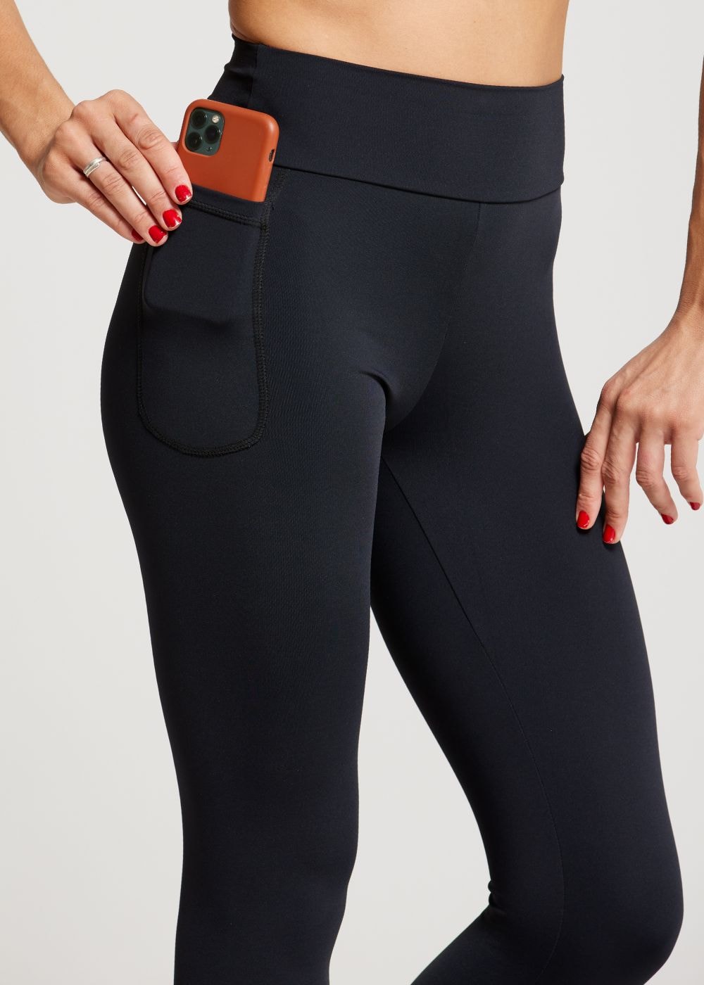 CALÇA LEGGING COM BOLSO NG CINZA