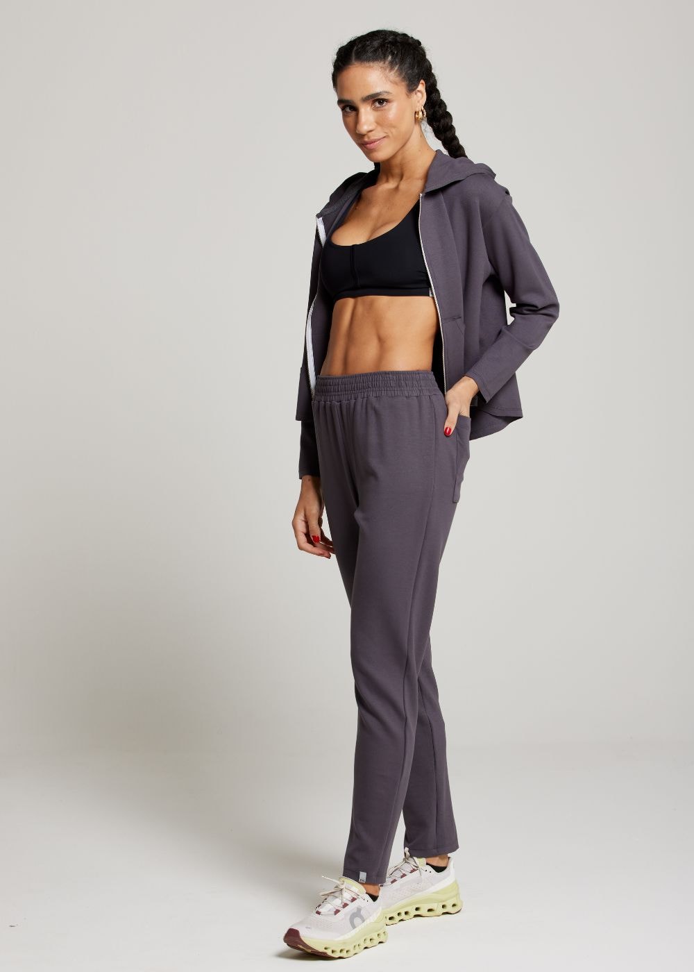 CALÇA RUNNER BEGE