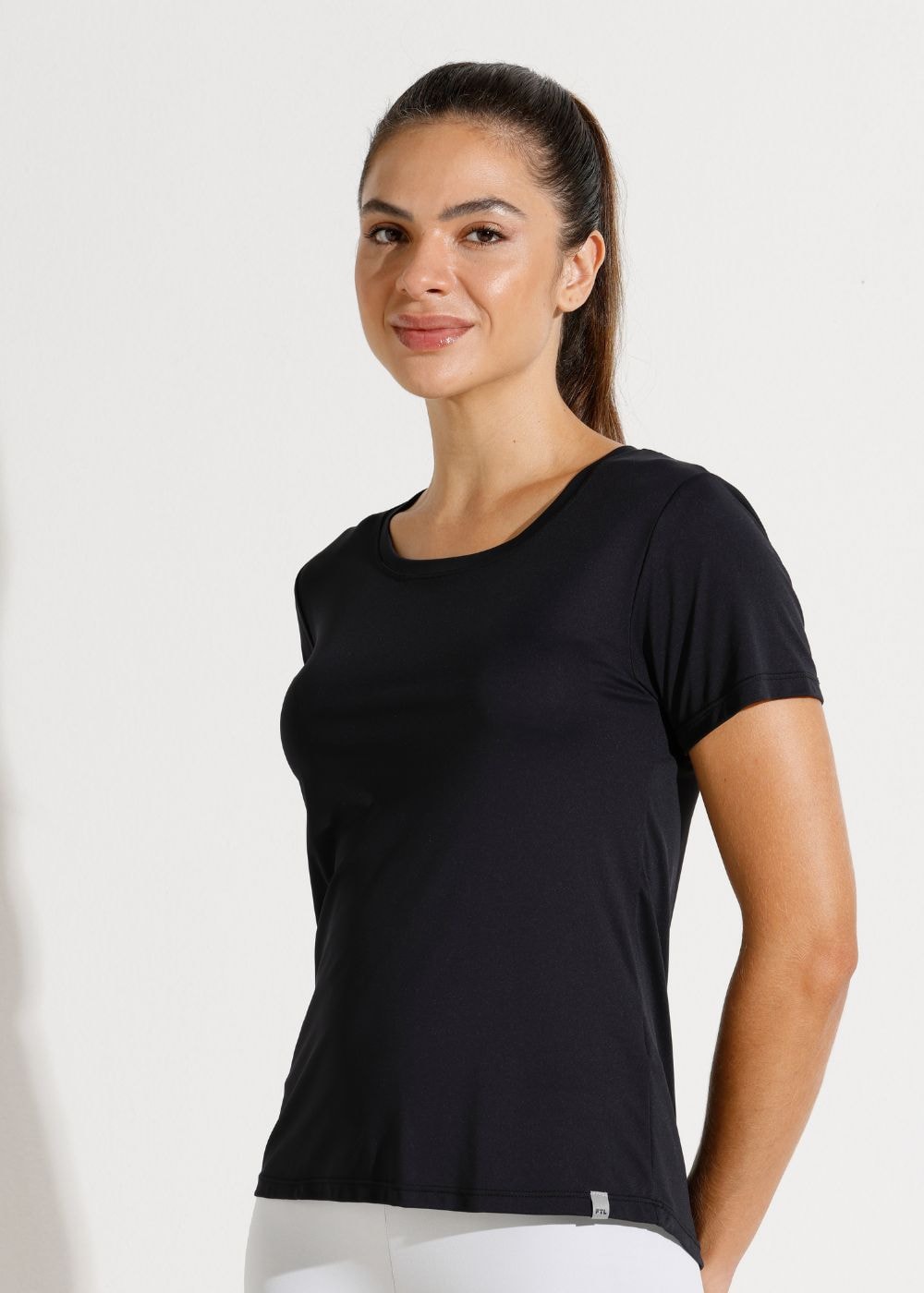 CAMISETA SKIN BRANCO