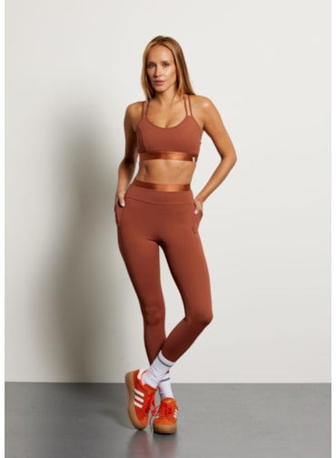 LEGGING COM BOLSO MOTION AR MARROM