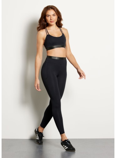 LEGGING COM BOLSO MOTION AR PRETO