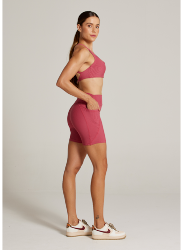 SHORT CANELADO COM BOLSO LIVING TX - ROSA ESCURO