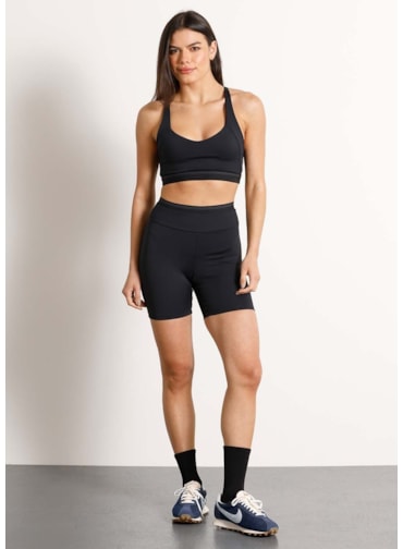 SHORT COM ELÁSTICO FAST AR PRETO