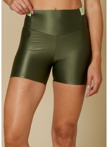 SHORT LATINA VERDE MILITAR