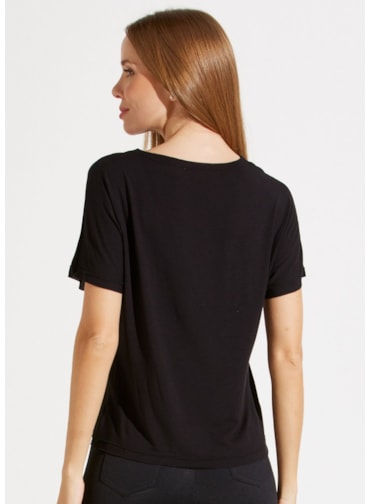 T-SHIRT TENDANCE PRETO